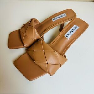 Steve Madden Tan Braided Leather Sandals Size 8